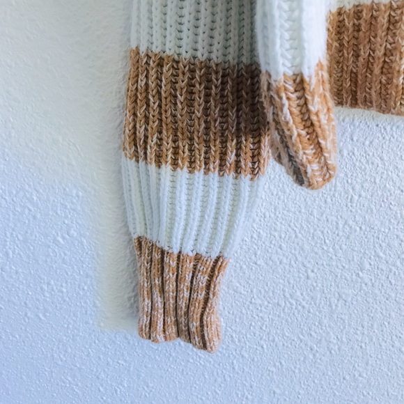 American Eagle striped knit cropped sweater long sleeve size Small - Picture 5 of 5